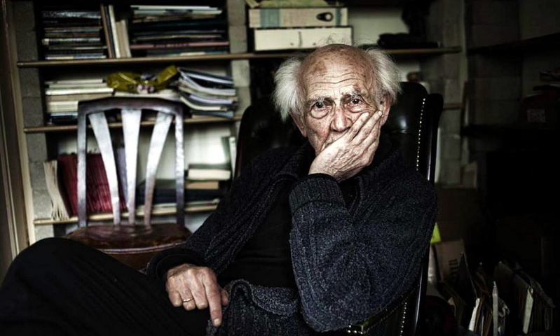 Zygmunt Bauman - Consumiamo per vivere o viviamo per consumare?