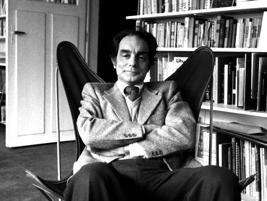 Italo Calvino - Si legge da soli anche quando si  in due