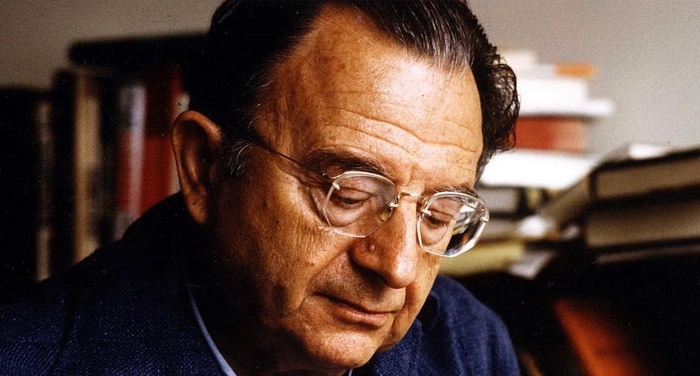 Erich Fromm - L'uomo  diventato schiavo del mondo che ha costruito